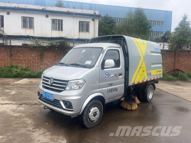 DFSK  Camion balayeur