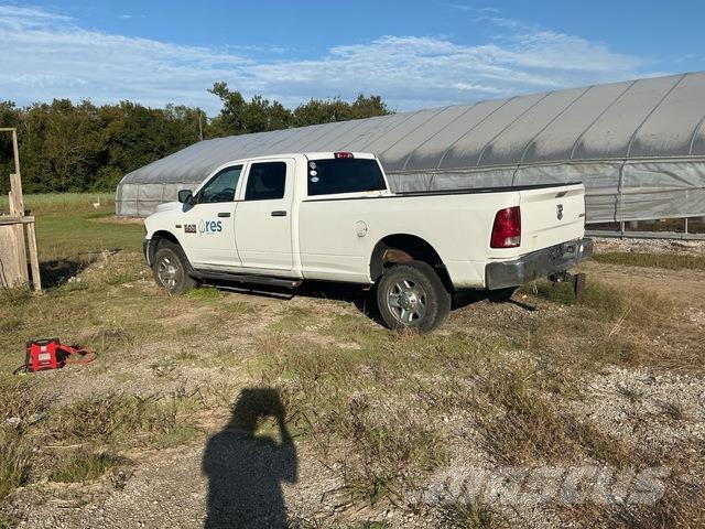 Dodge 2500 Utilitaire benne