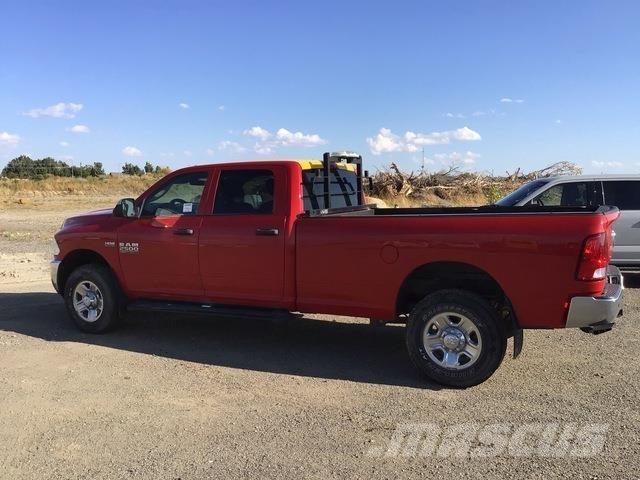 Dodge 2500 Utilitaire benne