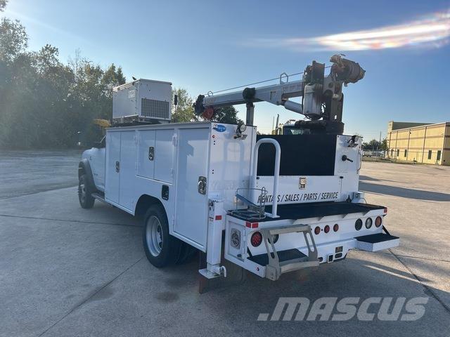 Dodge 5500 Camions et véhicules municipaux