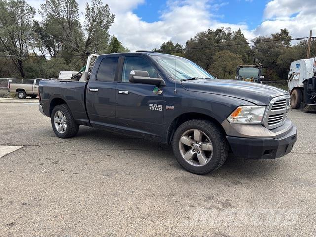 Dodge Ram 1500 Utilitaire benne