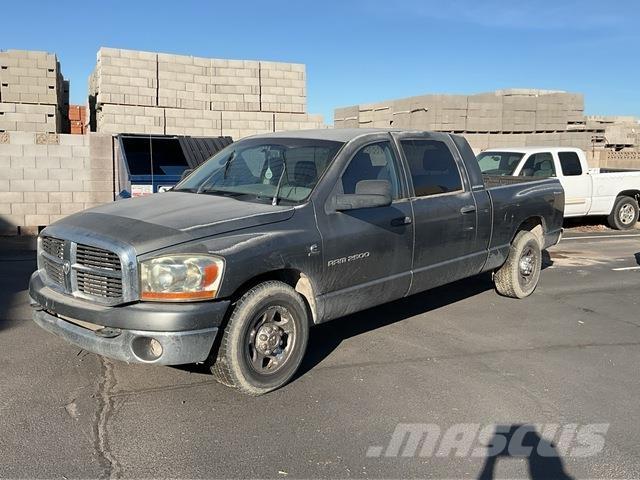 Dodge Ram 2500 Utilitaire benne