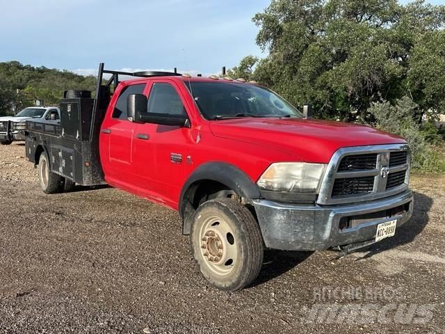 Dodge Ram 5500 Camion plateau