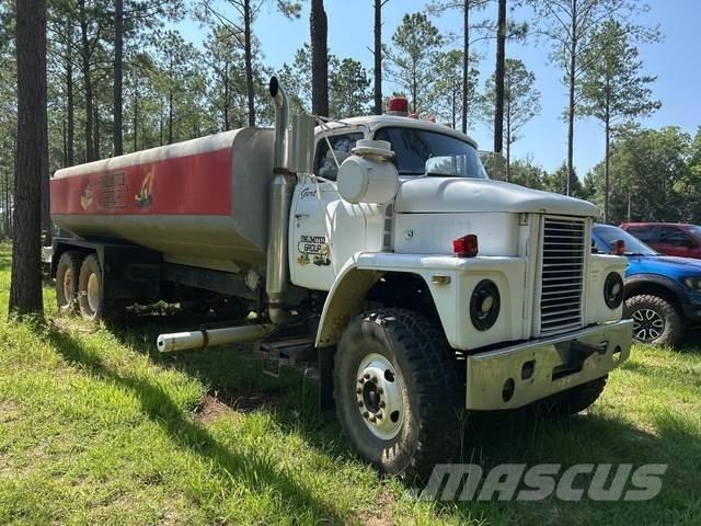 Dodge T80 Camion citerne à eau