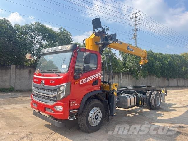 Dongfeng DV3 Camion plateau ridelle avec grue