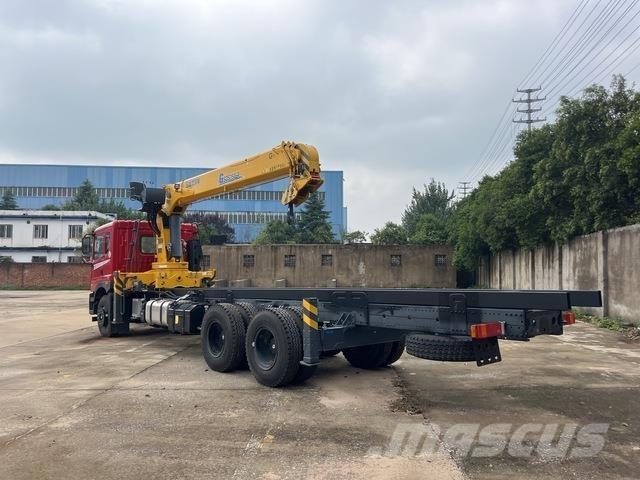 Dongfeng T5 Camion plateau ridelle avec grue