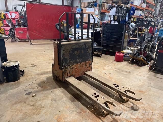 Doosan  Transpalette manuel