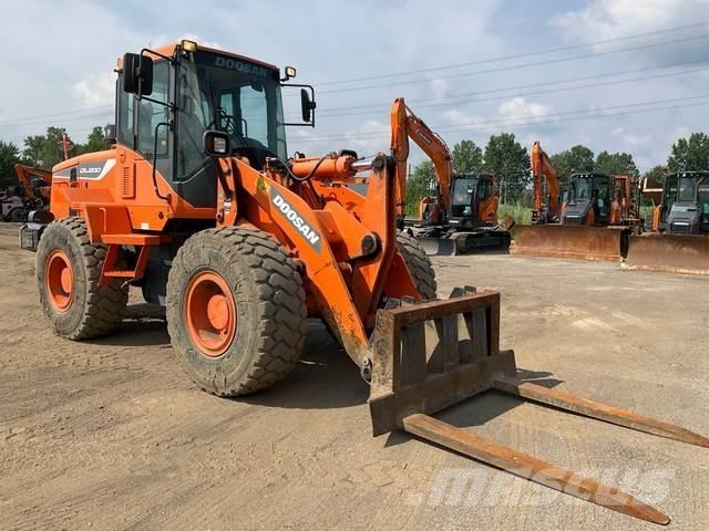 Doosan DL200-5 Chargeuse sur pneus