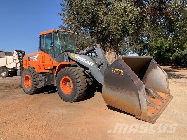 Doosan DL250-5 Chargeuse sur pneus