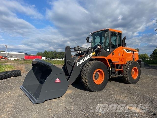 Doosan DL280-5 Chargeuse sur pneus