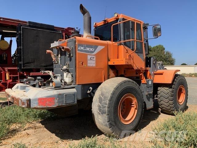 Doosan DL300-5 Chargeuse sur pneus