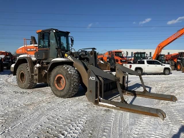 Doosan DL320-7 Chargeuse sur pneus