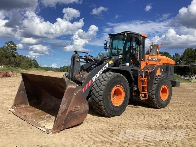 Doosan DL420-7 Chargeuse sur pneus