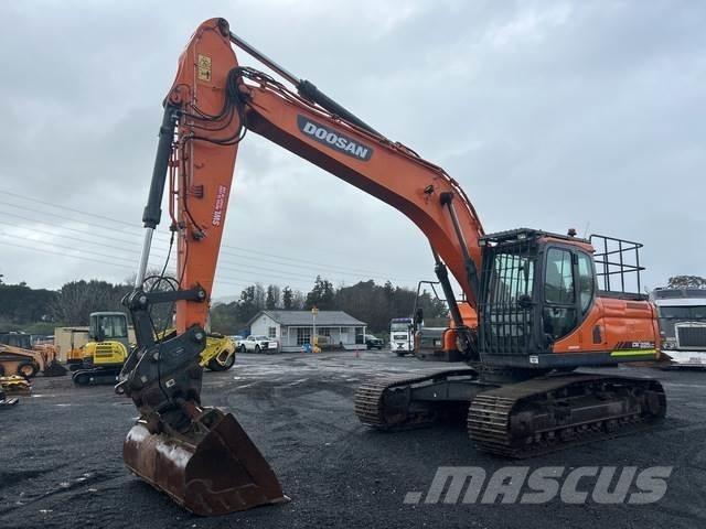 Doosan DX225LC Pelle sur chenilles