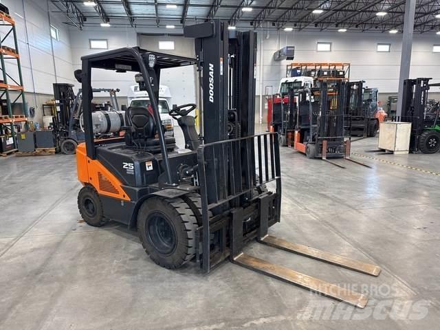 Doosan G25N-7 Construction - Autres