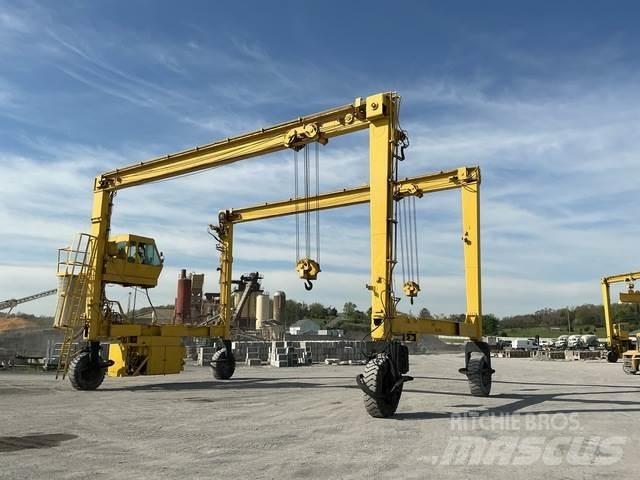 Drott 650B Grue à fixation suspendue