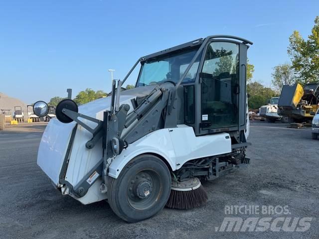 Elgin Pelican Camion balayeur