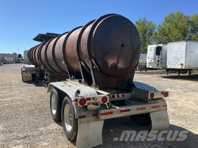 Etnyre  Véhicules de transport de matériaux