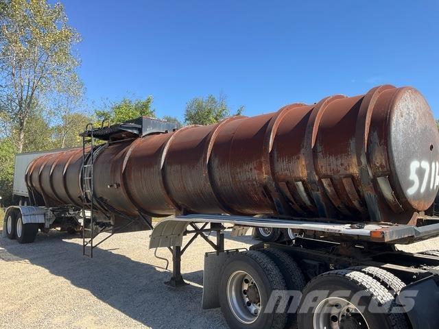 Etnyre  Véhicules de transport de matériaux