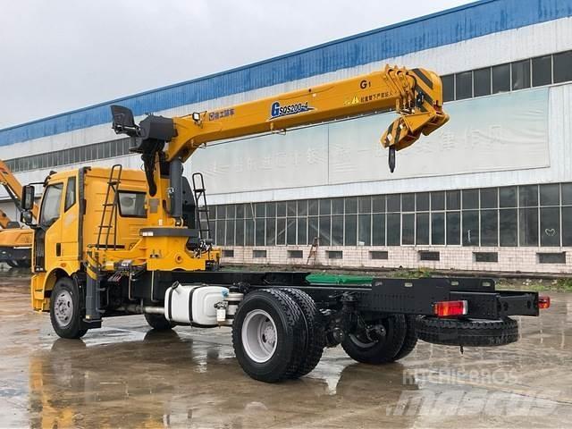 FAW J6L - 180 Camion plateau ridelle avec grue