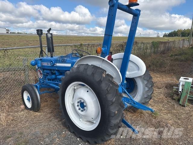 Ford 2000 Tracteur