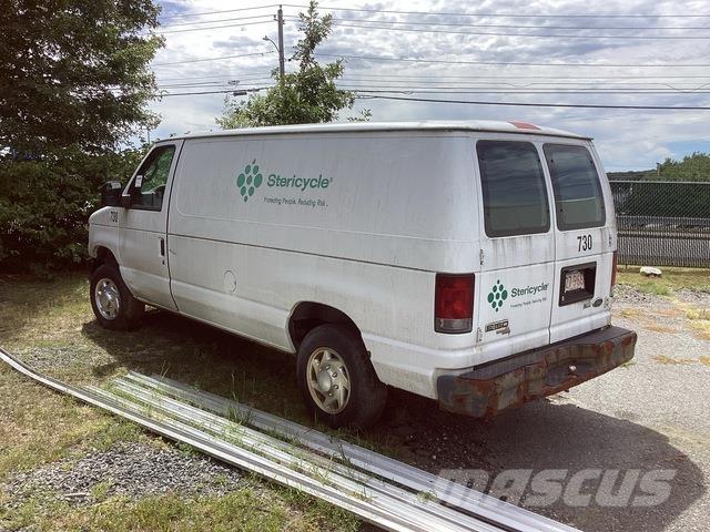 Ford E-150 Utilitaire