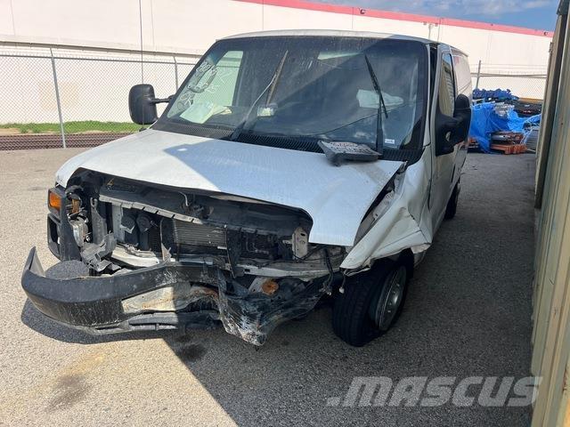 Ford E-250 Utilitaire