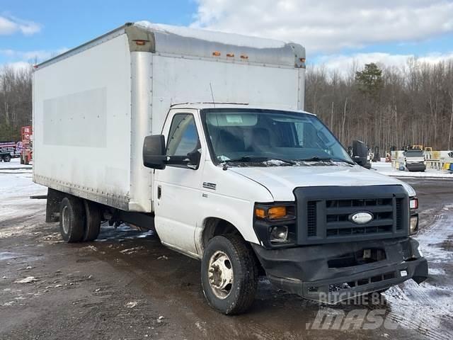 Ford E-350 Camion Fourgon
