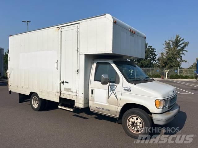 Ford E-350 Camion Fourgon