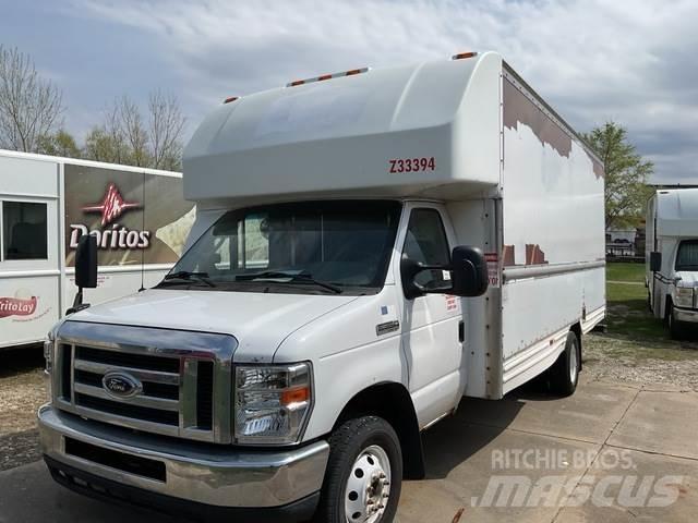 Ford E-350 Camion Fourgon
