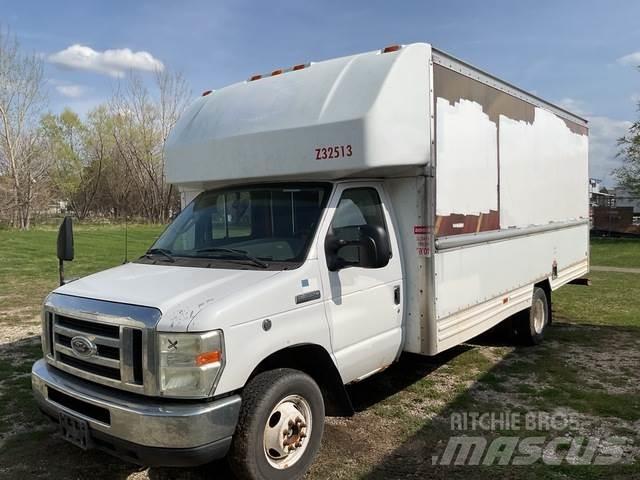 Ford E-350 Camion Fourgon