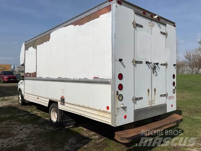 Ford E-350 Camion Fourgon