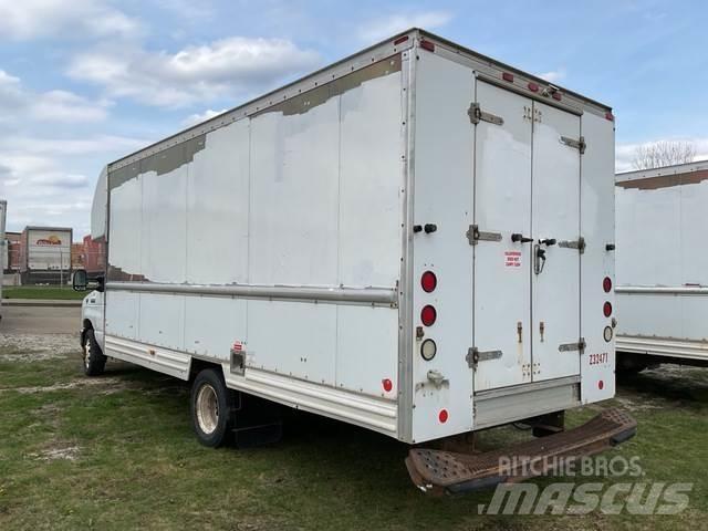 Ford E-350 Camion Fourgon