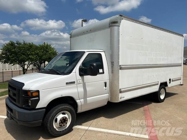 Ford E-350 Camion Fourgon