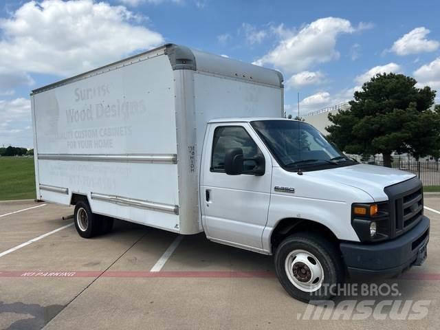 Ford E-350 Camion Fourgon
