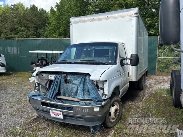Ford E-350 Camion Fourgon