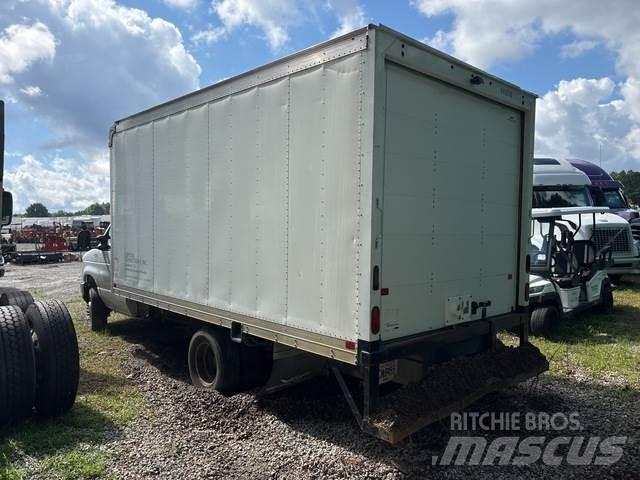 Ford E-350 Camion Fourgon