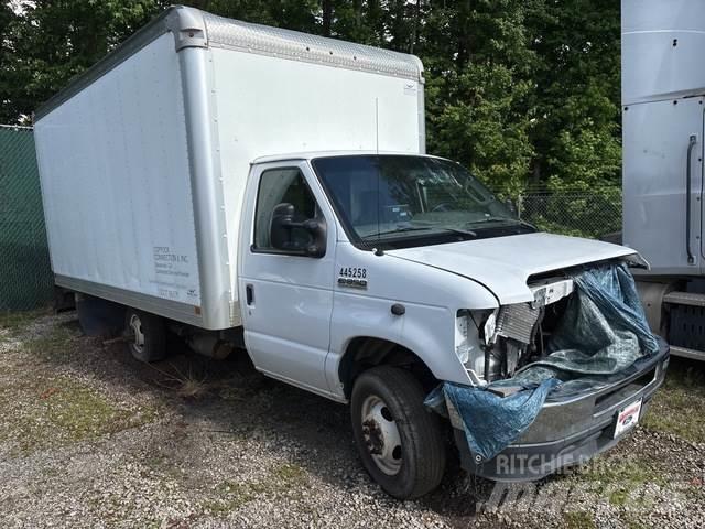 Ford E-350 Camion Fourgon
