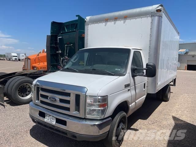 Ford E-350 Camion Fourgon