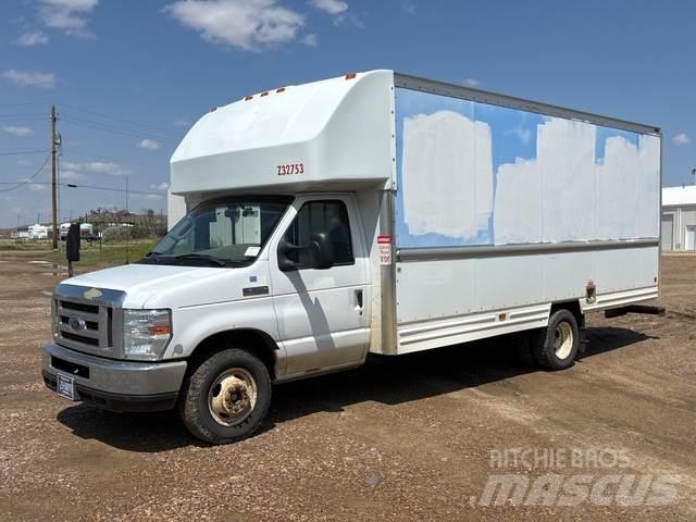 Ford E-350 Camion Fourgon