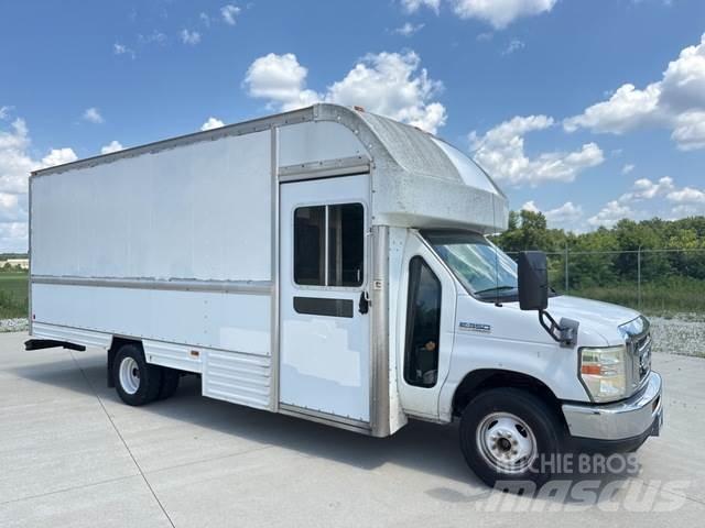 Ford E-350 Camion Fourgon