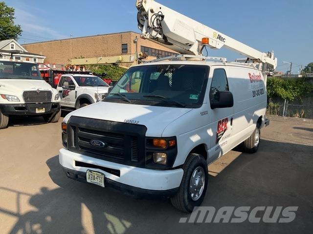 Ford E-350 Camion nacelle