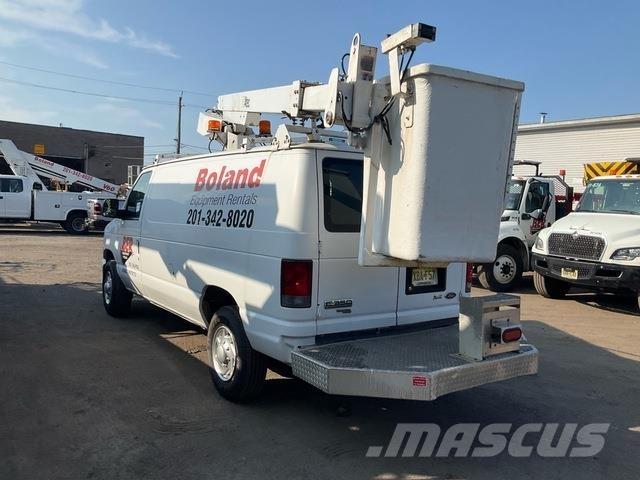 Ford E-350 Camion nacelle
