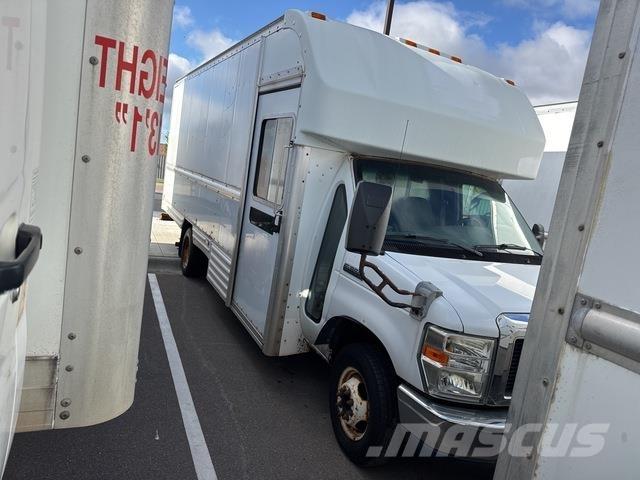 Ford E-350 Camion Fourgon