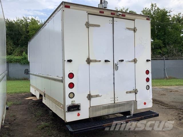 Ford E-350 Fourgon
