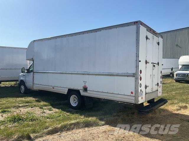 Ford E-350 Camion Fourgon