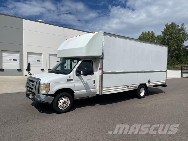 Ford E-350 Camion Fourgon