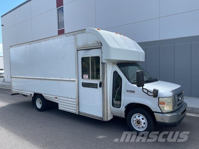 Ford E-350 Camion Fourgon