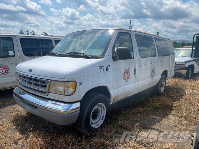 Ford E-350 Voiture
