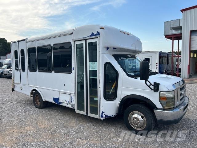 Ford E-350 Mini-bus